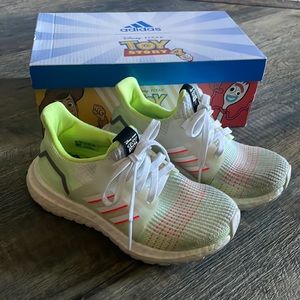 Adidas toy story ultra boost with box size 13 C buzzlight year color way